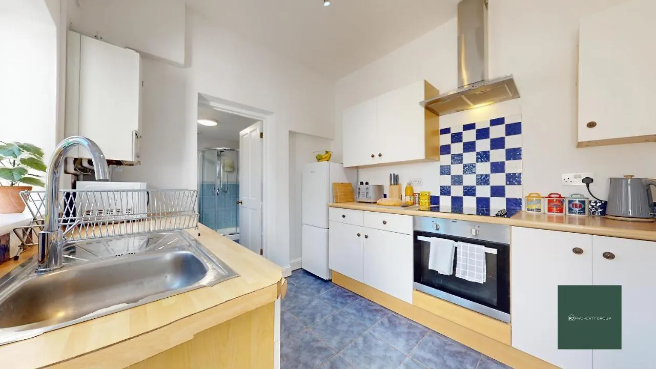 Stylish Cardiff Central House - Sleeps 5 & Parking Appartement 0*,